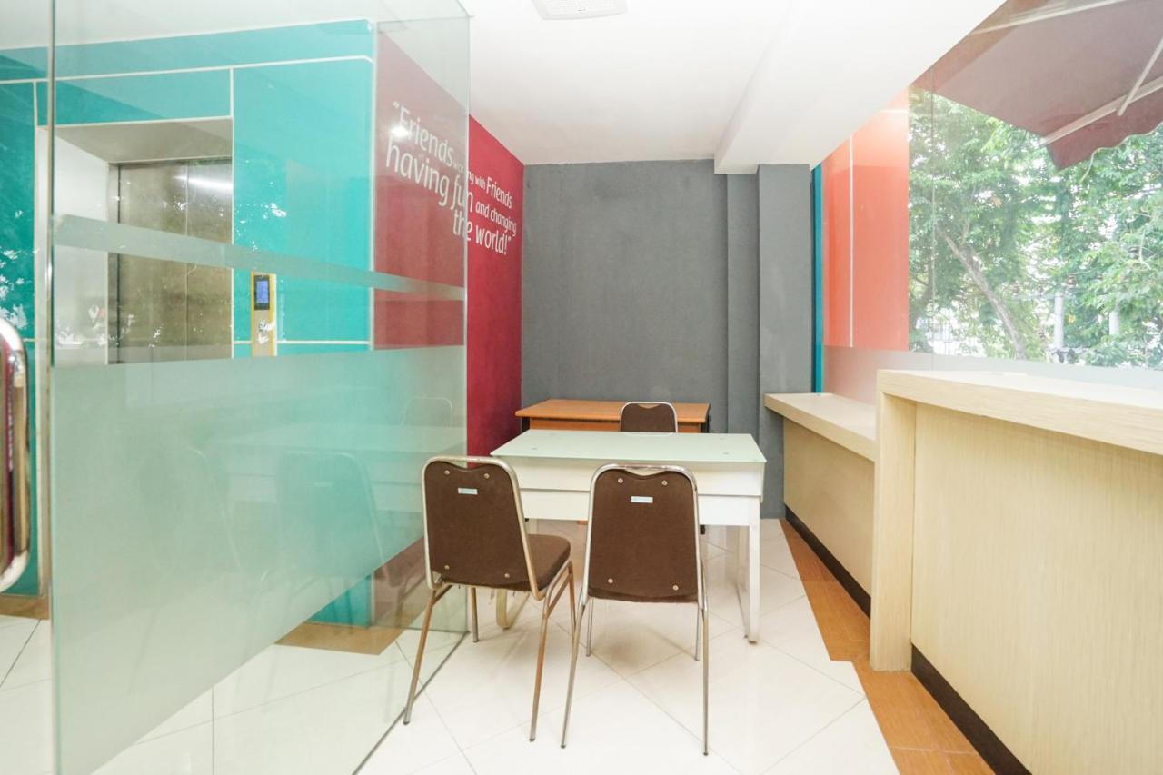 Oyo 277 Rukotel Near Rsu Adi Husada Undaan Kota Surabaya Exterior foto